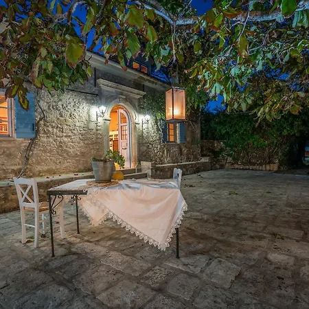 Bratis Holiday Home Kallithea  Exterior photo