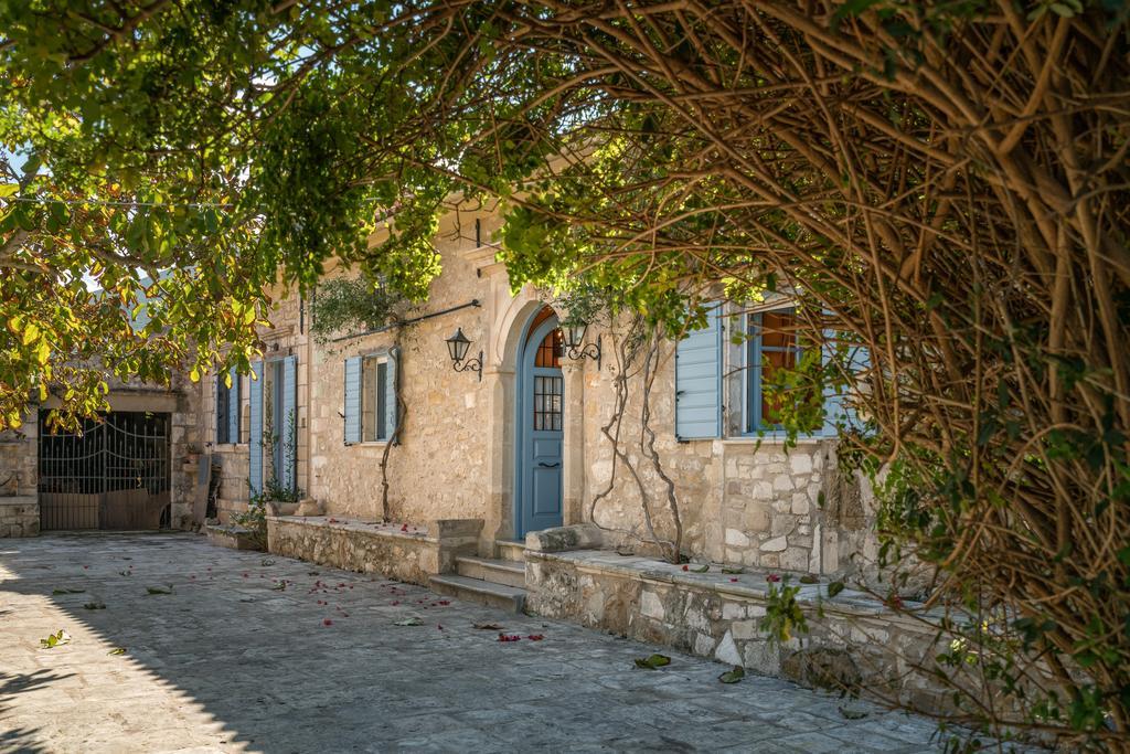 Bratis * Kallithea (Zakynthos)